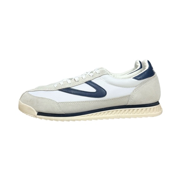 Tretorn Womens Rawlins Suede
Retro Runner Shoes
Sneakers white/Navy - Picture 3 of 11